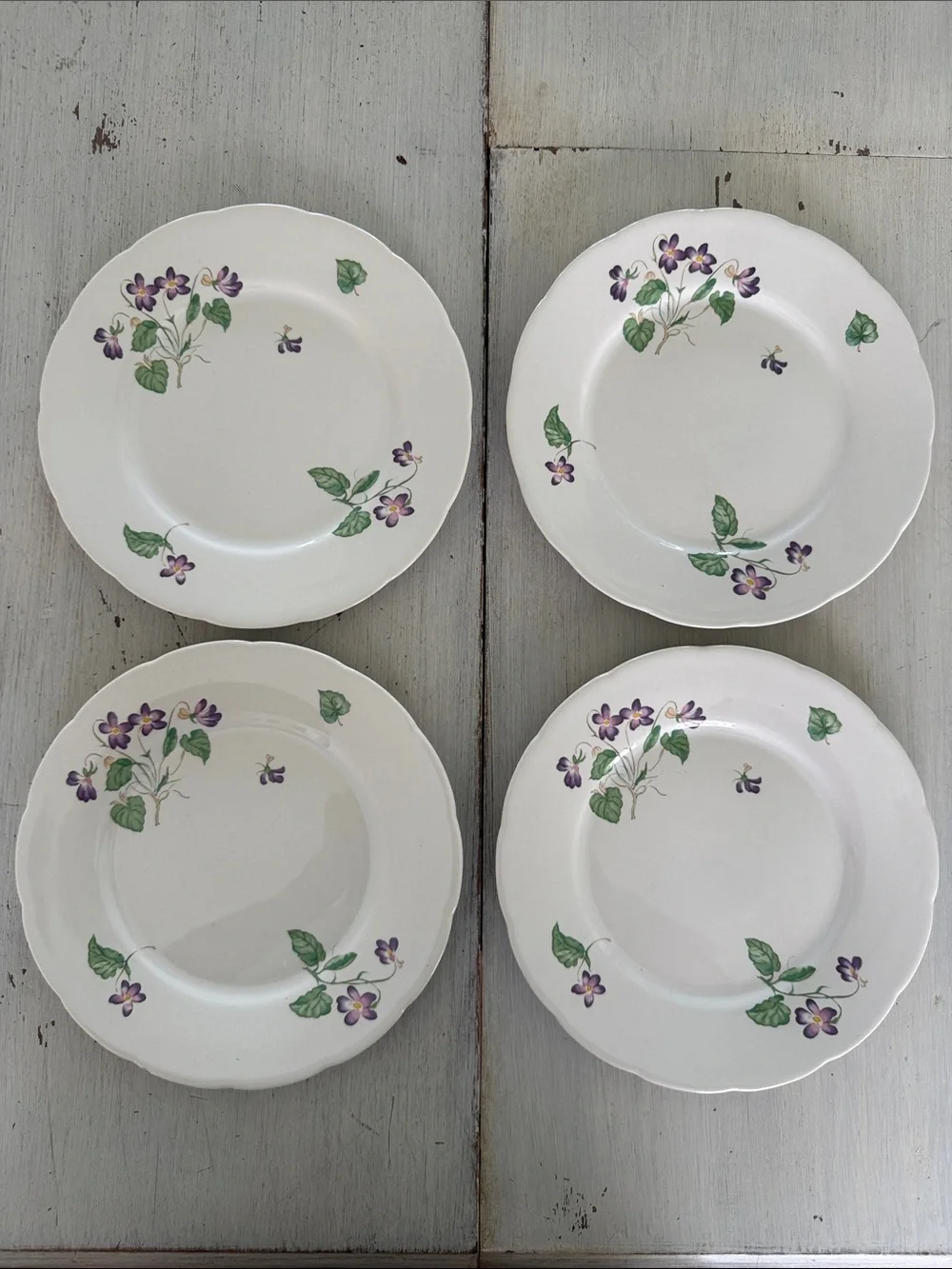 Lenox Spring Violets Salad Plates with Purple Violet Floral Motif - Set of 4